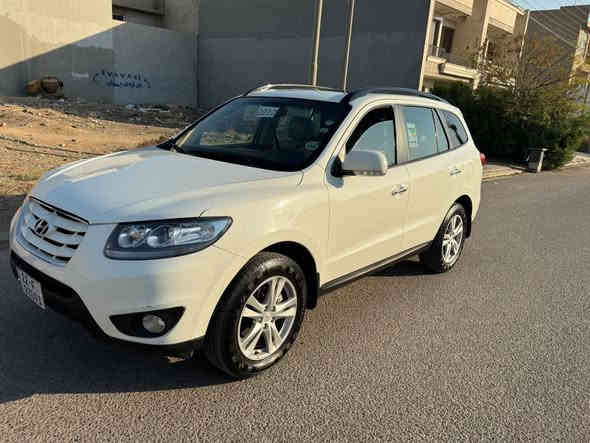 سلام عليكم 
سنتافي 2012 فول الفول ماعده بصمه 7 راكب 3 قطع تبريد داخل صاج 
محرك 4 هزه وسنويه ورقم كله جديد تحويل مباشر بيع اومراوس بشمال فقط مكان الشرقاط 
***********
