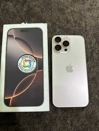 ايفون 16 برو ماكس ذاكرة 256 بطارية 100% ضمان ماستر كامل ملحقات  السعر ...