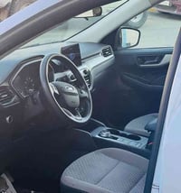 فۆرد ایسکەپ 2022مواسەفات se   یەک پارچە و پەڵەیەکی بۆیاخە  بێ ناو بێ ئ...