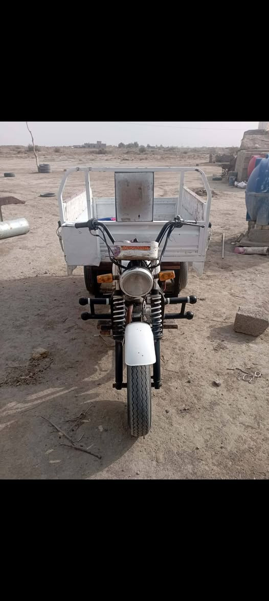 سلام عليكم  ستوته للبيع مديل ١٧ كلك سعره خاص الي يريده يتصل ***********
