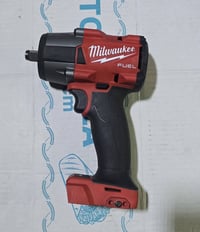 جيل رابع • ٨٨١ نيوتن