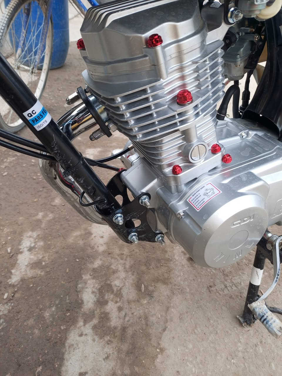 السلام عليكم محرك للبيع والسعر 275 التواصل واتساب***********
