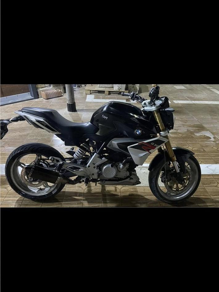 BMW 
محركc 310
مكفوله كير ومكينه 
موديل 2017
السعر 💵:17ورقه 
ارواقه موجوده ومدفوع كمرك 
عنوان بغداد:حي السفير خلف مستشفى العطاء
الاستفسار: ☎️ 
0777 693 3048
