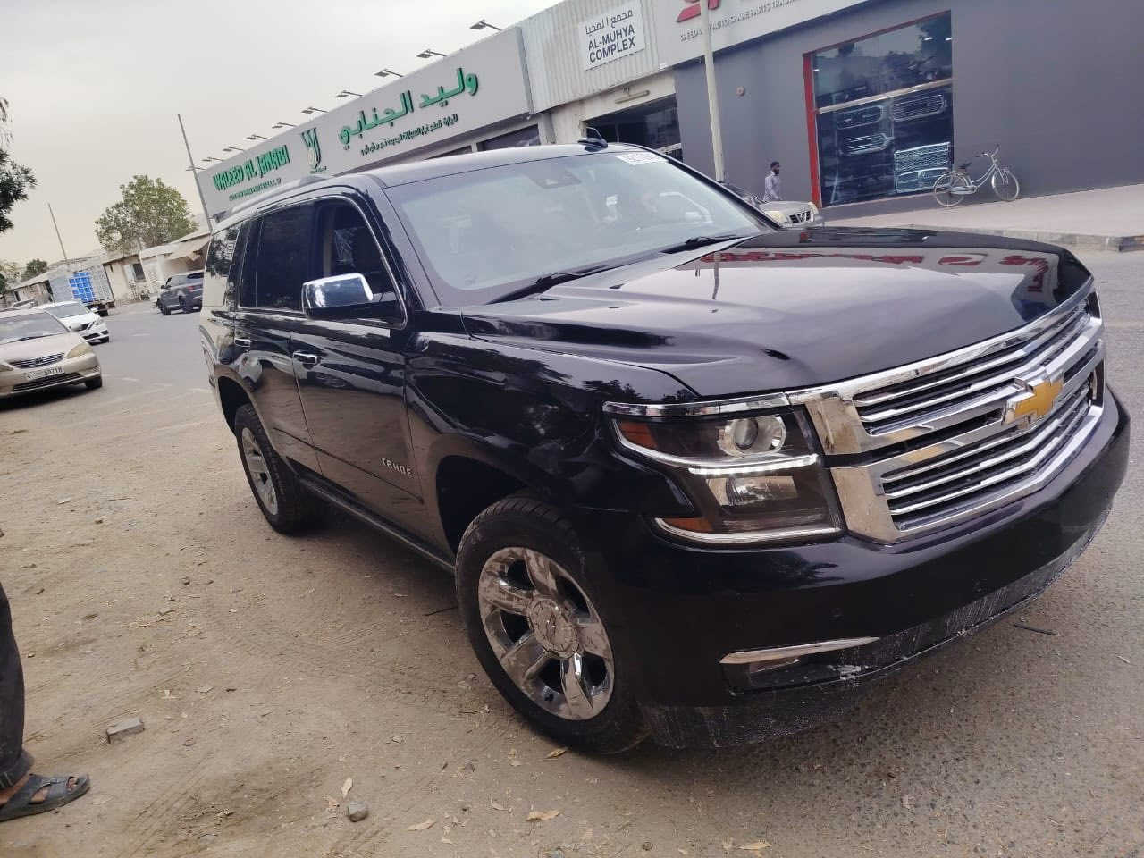 تاهو 2018 وارد امريكي برايمر فول مواصفات بدون تبديل فقط دعاميه حادث صبغ حافت البنيد فقط 
السياره حالين بلميناء داخله بكتاب ضباط توصل بغداد خلال سبوع
السعر 330 
بغداد الزعفرانيه
***********
