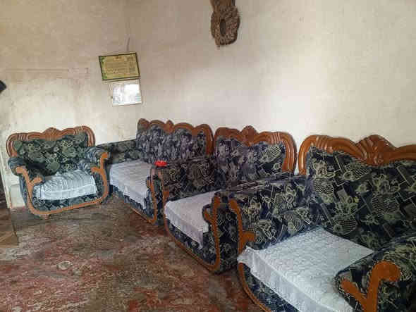 سلام عليكم تخم عشر مقاعد لبيع ب 350 بي مجال ***********
