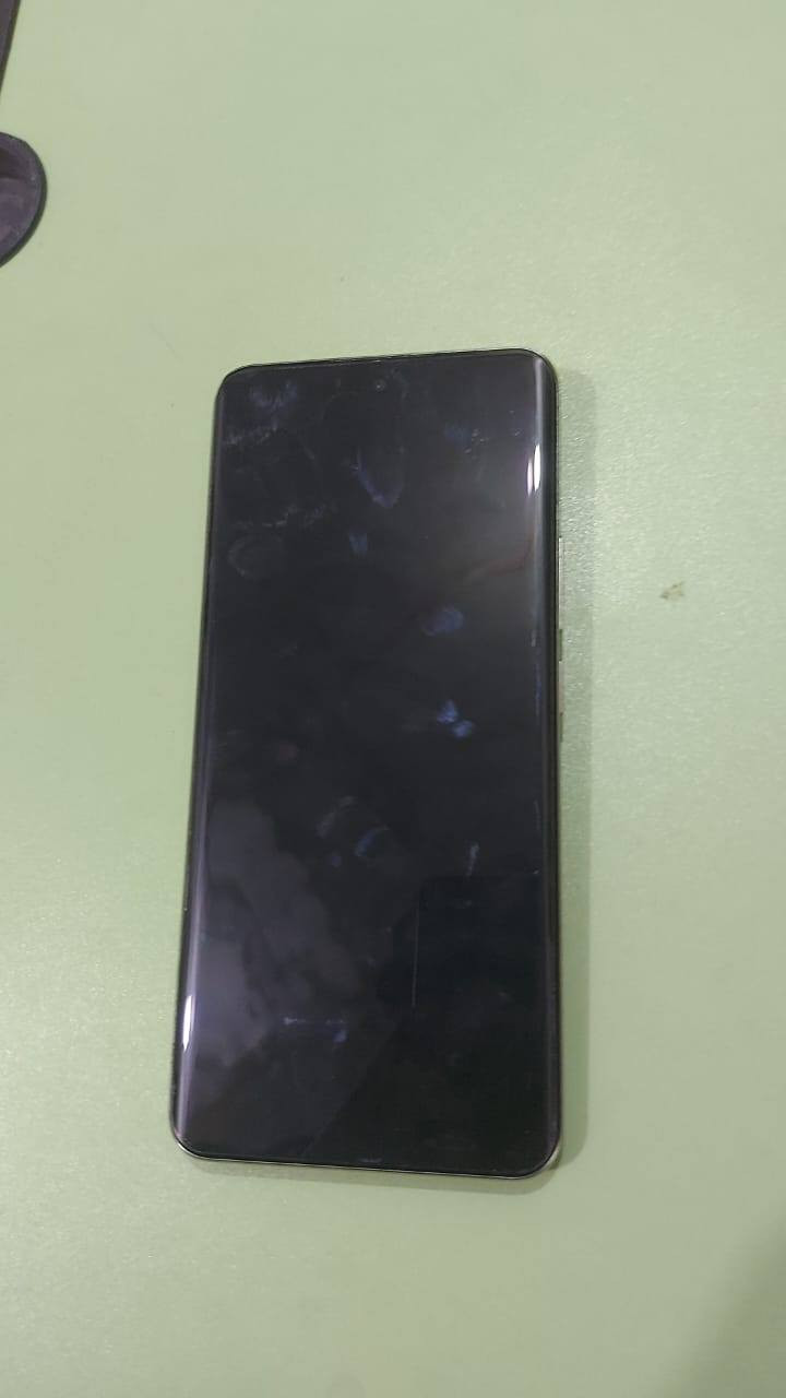 realme 13 Pro+ 5G بجيس ذاكره 512/ب 300/مكاني نجف /***********
