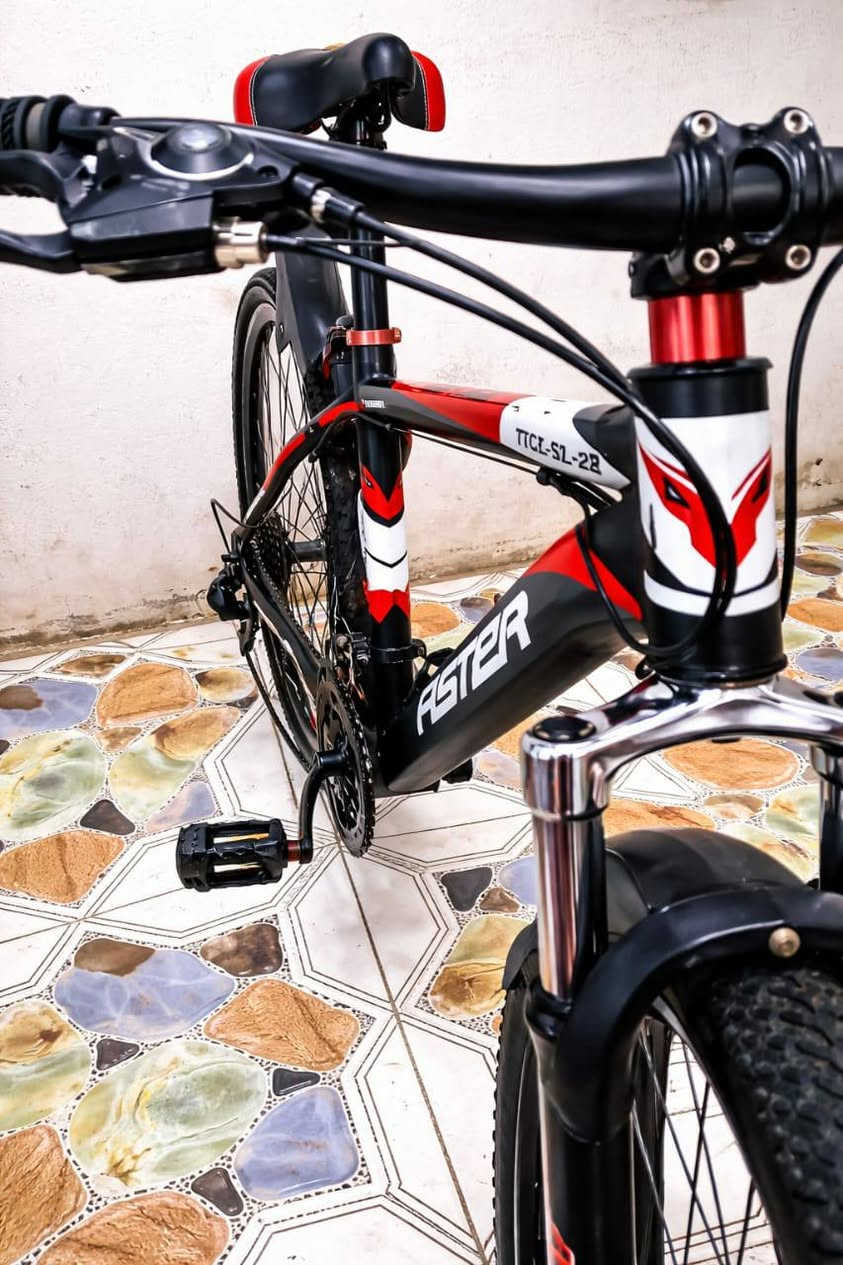 السلام عليكم 
متاح بايسكل رياضي جبلي باله الحجم 26
تفاصيل على الرقم  ***********
