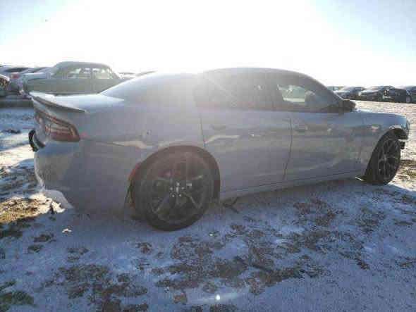 السلام عليكم جارجر موديل 22 فئه SXT سياره كلش جديده وحادثه كلش حلو لافتح ولاتبديل ولاصبغ تعديل بارد ومكحل فقط ويل جبير تشغيل عن بعد كشن كهرباء بصمه رادار وحساس وشاشه جبيره لايتات متغيره ويل اسود جنح مري هيتر لبيت او مراوس بااقل حسب القناعه لسياره ماشيه 41 شرط الفحص لامشتغله ولا ملعوب بيه ستخدام شخصي رقم بغداد تحويل ثاني يوم ومابيه اي نقص السعر 240او مراوس بااقل من سعره 
***********
وسام بغداد
