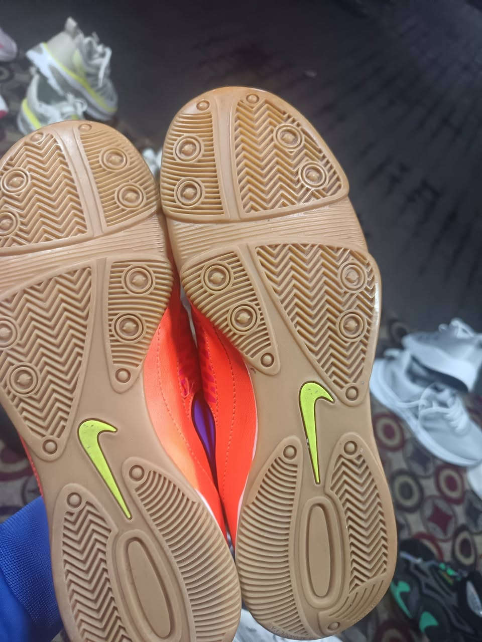 نايك صالات قياس ٤١ تلبس ٤٠
سعر لقطعه 25

توصيل موجود 🚕🚕🚕🚕🚕🚕🚕🚕

***********
