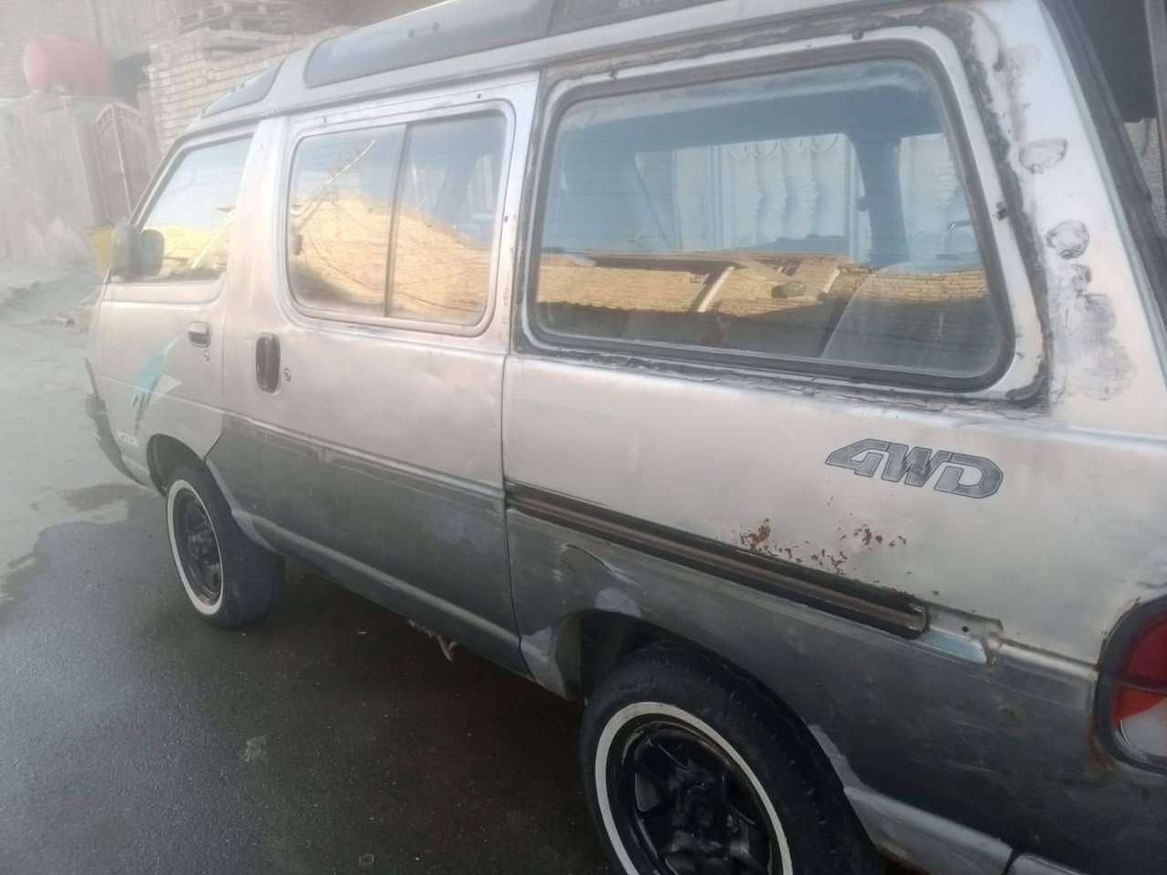 السلام عليكم للبيع فاره كير محرك تايرات حداديه كهربائيات كلشي بيهه يشتغل السعر ١٨ مجال قليل
*********** الاستفسار
