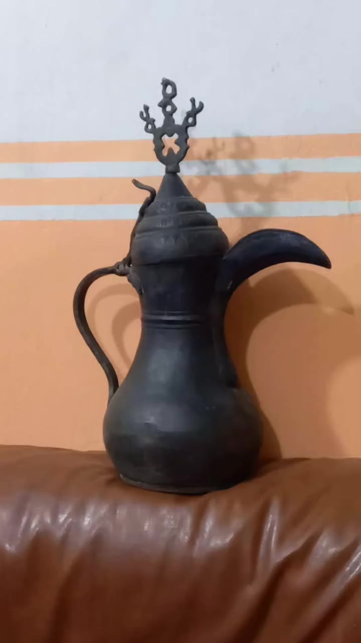 كمكم نصراني قديم جدا كصه جميله حوض عريض وزن ثقيل قياس 58.


**إذا كنت صاحب هذا الإعلان وتريد حذفه لأي سبب، رجاءا أرسل رسالة إلى الدعم الفني**