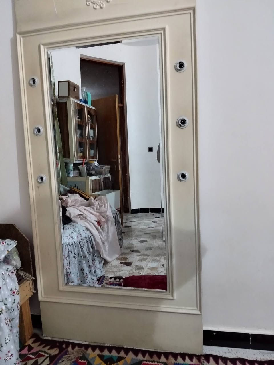 اخوان عندي امرايه  ديكور تستخدم  مال حلاليق صالونات أو للبيت ثقيله  تواصل خاص مفتوح سعرها قيم واخذ مكاني كوت
السلام عليكم ورحمة 
اخوان عندي امرايه  ديكور تستخدم  مال حلاليق صالونات أو للبيت ثقيله  تواصل خاص مفتوح سعرها قيم واخذ مكاني كوت
***********
