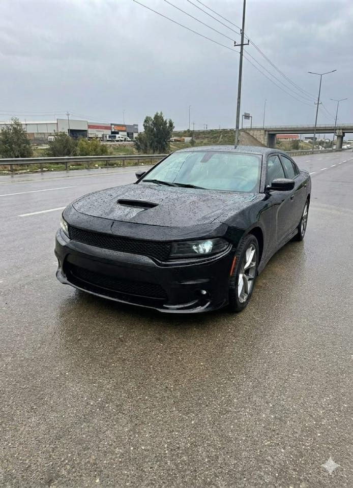 السلام عليكم 
GT/2023
 ماشيه ٣٥ml 
حادثها بجم مبدل بنيد وجاملغ وباب السايق نفس الون سياره حلوه ونضيفه وحادثها موقوي 
 210 $وبيها مجال حك الجيه 
***********
