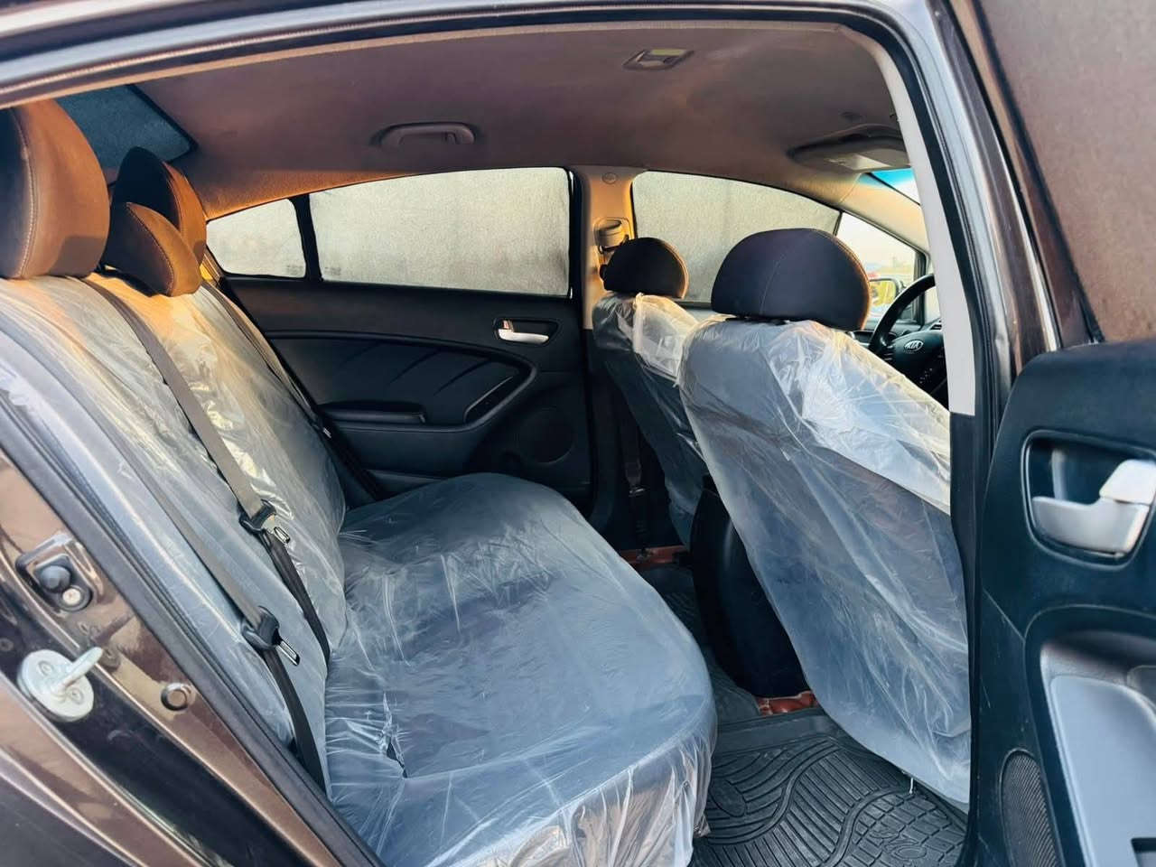 السلام عليكم
للبيع 

كيا فورتي موديل2017

مرقم ذي قار مداور ثاني يوم

ضرر بنيد فقط بدون عابر

مكينه 2000 دوش 

سعر 115$وبيه مجال 

العنوان المثنى الرميثه معرض اثير الجياشي

التواصل ***********
