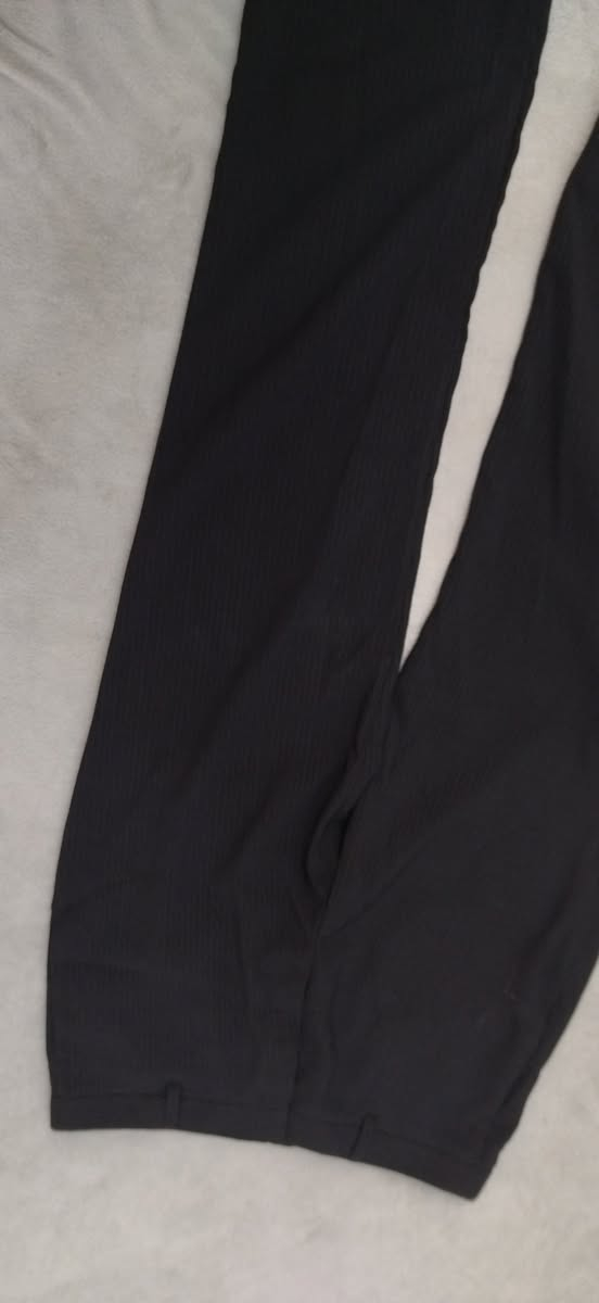 ملابس مستعملة للبيع اكو الفين  واكو ٤ فستان المناسبة ب٢٥


**إذا كنت صاحب هذا الإعلان وتريد حذفه لأي سبب، رجاءا أرسل رسالة إلى الدعم الفني**