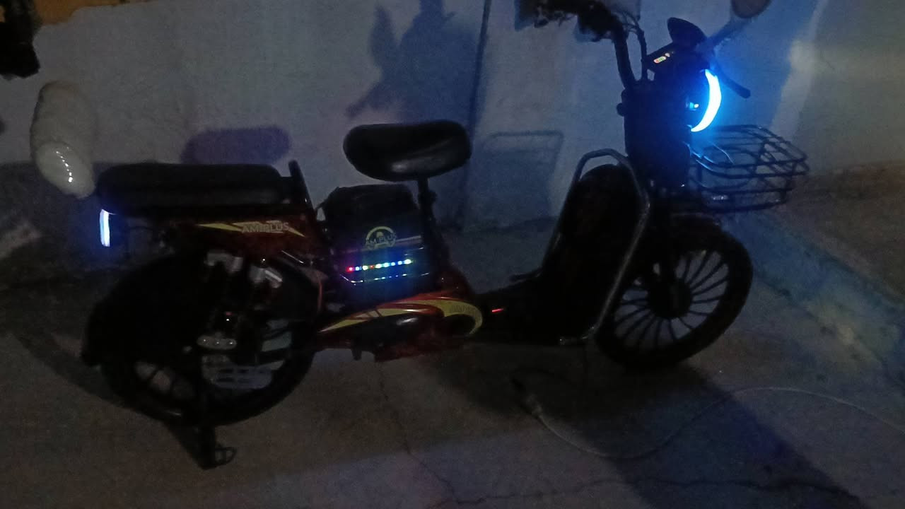 سلام عليكم باسكل شحن لل بيع موديل 2025سعره 250بيه مجال


**إذا كنت صاحب هذا الإعلان وتريد حذفه لأي سبب، رجاءا أرسل رسالة إلى الدعم الفني**