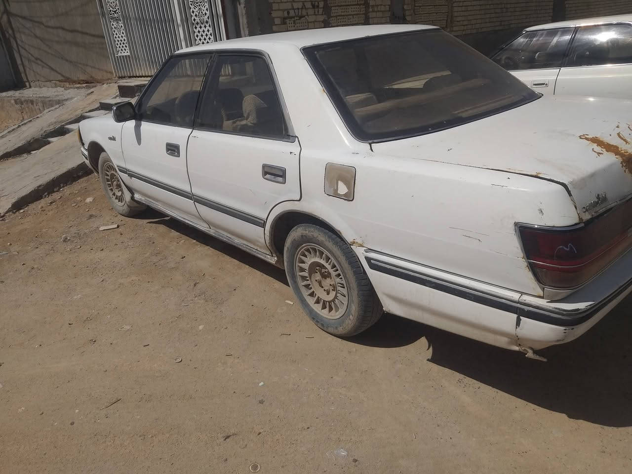 السلام عليكم هارتوب للبيع رقم الماني بسمي سنويه ساقطه اعليه غرامه ١٠٠ الف حادثه فقط جنطه مكينه وكير ونجي خير من الله سياره بيه مكانات صبغ مال جناي لابياع شره ولاشي السعر ٣٠ وقابل للتفاوض شراي اتصال *********** مكاني نجف
