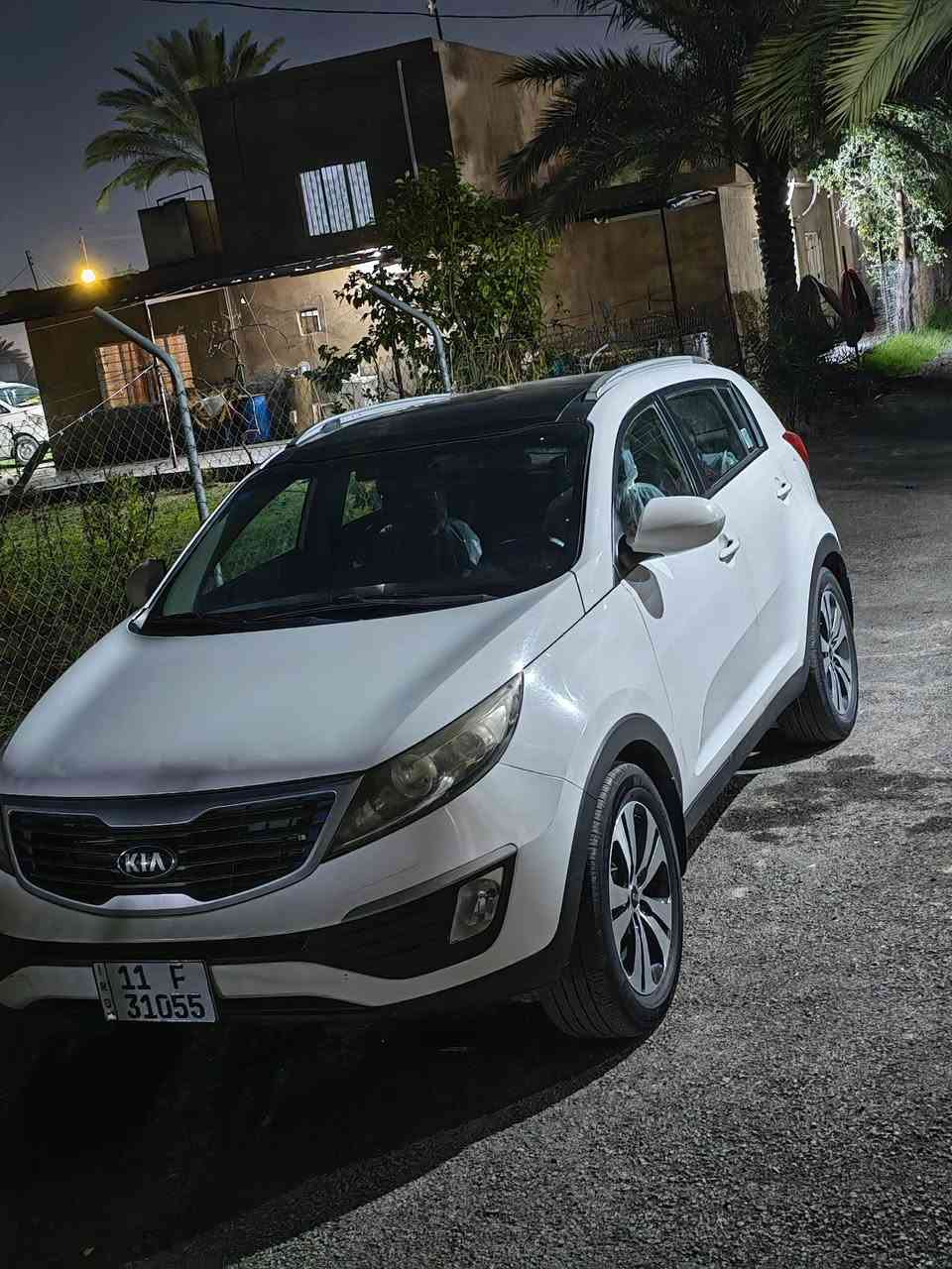 سلام عليكم سبورتج 14 خليجي 
السعر 145  قفل

الرقم *********** واتساب

سياره جديده بها بارد سونار موجود 

 محرك 2000 دوش ما مفتوح 

السياره بسمي العنوان بغداد التاجي
