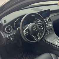 مارسدس للبيع سعر ٢٤ الف $ جاهزة وكامله  ممشى ٣٠ الف كيلو  وارد امريكا ...