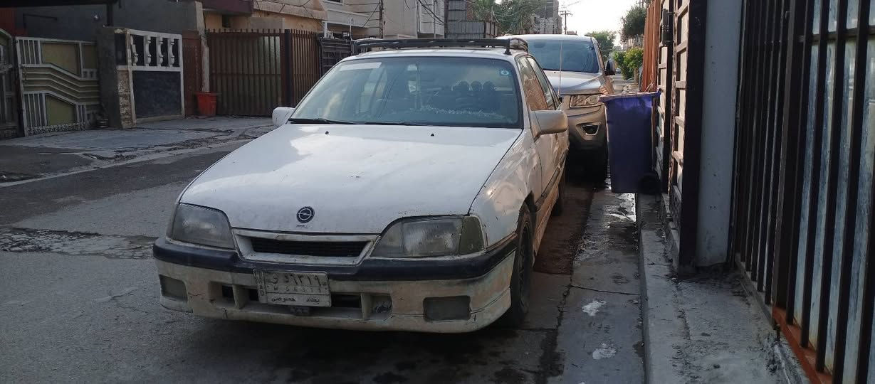 تفاصيل داخل الصوره
