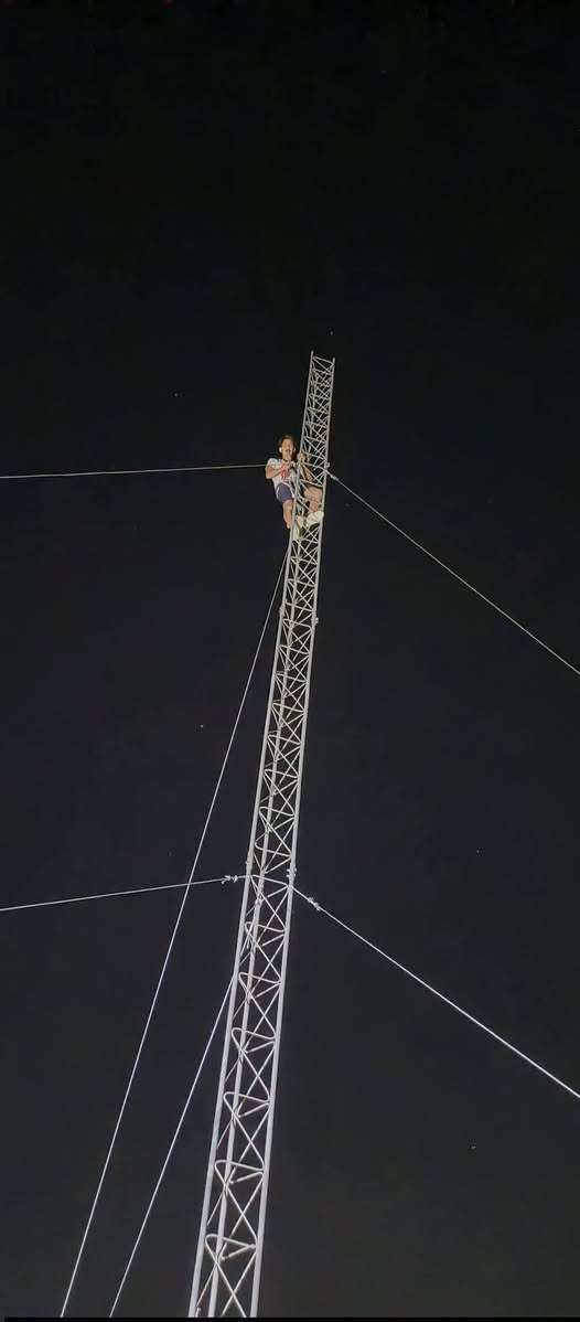 السلام عليكم
صاعود ابراج انترنيت و ابراج اتصالات 
نصب ابراج تفصيخ ابراج 
تصعيد سكاتر توجي 32 
صيانه ابراج نصب نشره 
نصب ابراج الكامرات الحراريه 
صاعود على مدار 24 ساعه 
العنوان ديالى بعقوبه 
نشتغل في جميع محافظات العراق حسب التفاق 
*********** 📳
