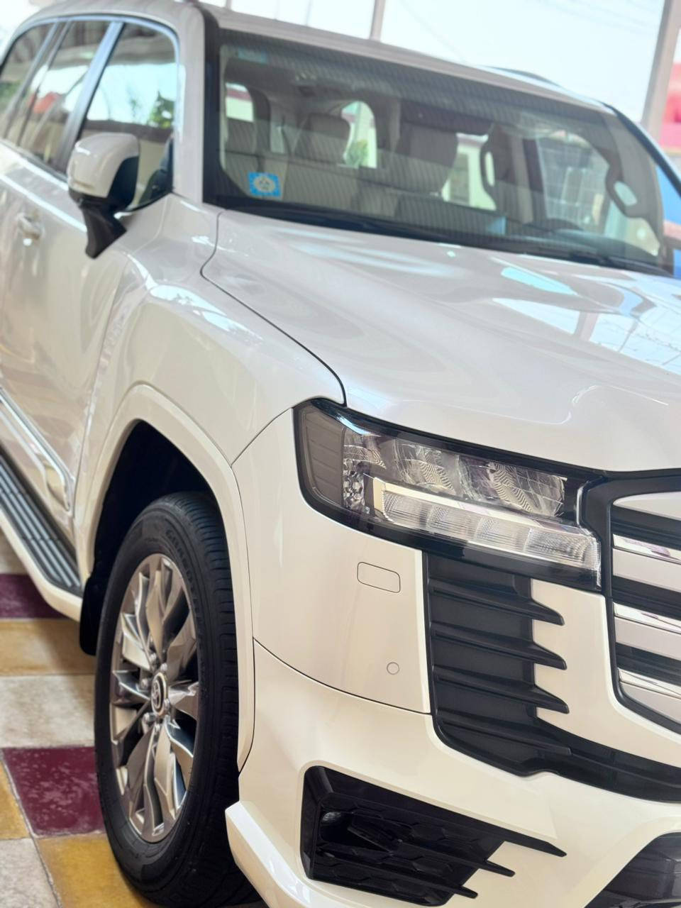 سلام عليكم
للبيع أو مرواس لاندكروزر موديل 2024 بريم اصل فول موصفات ماشيه ٩٠٠٠ كفاله عامه السعر ٧٣٥ الاستفسار ‭٠٧٧١ ٣٣٨ ٣٤٩٠
