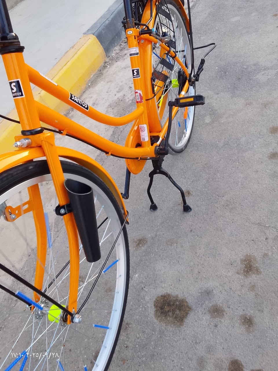 السلام عليكم ورحمة الله وبركاتة شباب عندي بايسكل البيع بايسكل ياياني اصلي شرط. نضافه فول موديل 2022  السعر 150


**إذا كنت صاحب هذا الإعلان وتريد حذفه لأي سبب، رجاءا أرسل رسالة إلى الدعم الفني**