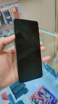 انفنكس نوت 30 برو • ظهر مكسور • شاشة مشروخة