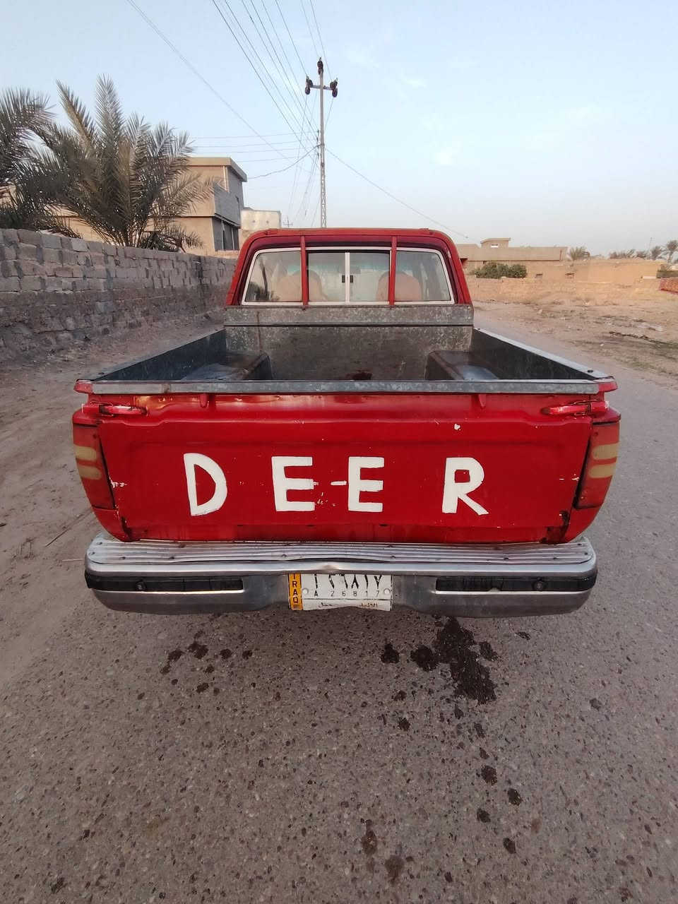 السلام عليكم دير ٢٠١١ سياره بلاديه وجاهزه من كلشي صدر أمامي خلفي جديد تخم تاير جديد تبريد ثلج السعر ٥٨ وبيه مجال مكاني الكرمه *********** كير محرك مكفول
