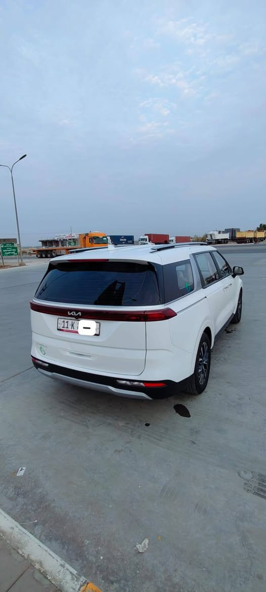 السلام عليكم 
(للبيع)$
كيا كرنڤال 
سنة الصنع :2023
محرك:3800ستة سلندر
كير:8نمر
وارد:خليجي
كيلو متر:64
(المواصفات)
1-بصمة
2-كشنات جلد +تدفة+تبريد
3-تحديد مسار +قيادة ذاتية
4-نضام ايكو+سبورت
5-تحكمات ستيرن
6-تبريد مناخي
7-شاشة چبيرة
8-تبريد لمس
     ( رقم ) بغداد:جديد
   ( السعر ) :300 ورقة 
   (المكان): بغداد: بسماية 
 (رقم الهاتف):***********
