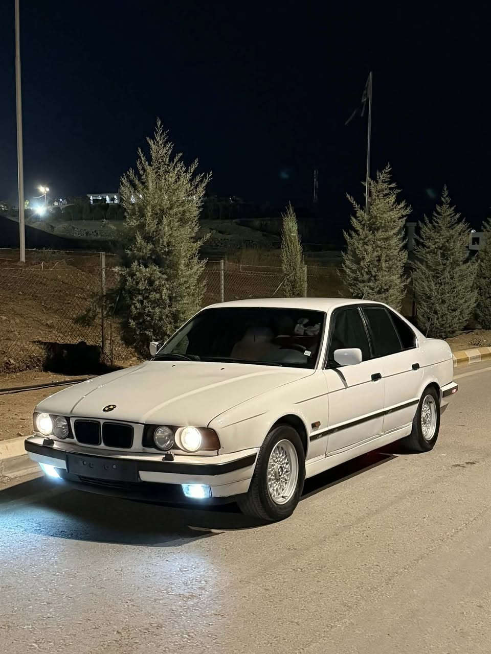 سلاوی خوای گەورەتان لیبیت ئەم بیئم هەیە ١٩٩٤ ئارمی هەولیر مەزبوت لە کۆمپیتەرم یاوە ٥٢٥ ئۆتۆماتیک گۆرینەوە ئەکەم بە شاهینەی موس هەرکەس هەیبو لەخزمەتیام نامە بنیری یان تەلەفون کات ***********
