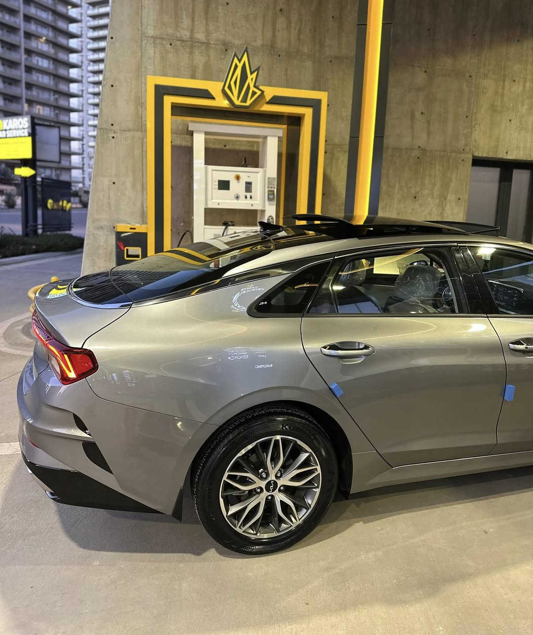 سلام عليكم رمضان كريم k5. 2023 فول مواصفات ViP خليجي اعلى فئه تجي ضمان شركه نيم ماشيه 28 الف سياره بعدها زيرو كامل غراض الشركه وياها محرك كبير 2.5 لونها جدا حلو ومميز بصمه بانوراما جلد كشنات ٢ كهرباء ٥ كامرات داتشاو بلجام الامامي جنطه ذكيه كشنات تبريد تدفئه مري قلاب عند الرجوع بريك بصمه كشنات خزن شاشه الكترونيه ٦ وضعيات قياده تشغيل عن بعد لدات امامي خلفي حساسات تبريد لمس تبريد مركزي ترحيب k5 بلشاشات GPS و كار بلي بصمات ٢ وياها وفرشات الشركه بعدها بلايلون وكامل كتلوكاتها موجوده سياره ريحة الشركه بيها سبيرها منازل مكفوله كفاله عامه من الصبغ والشخوط كير محرك بشرط ارقام سنويه جديده راسن احولك السعر 222 مكان السياره السليمانيه ***********
