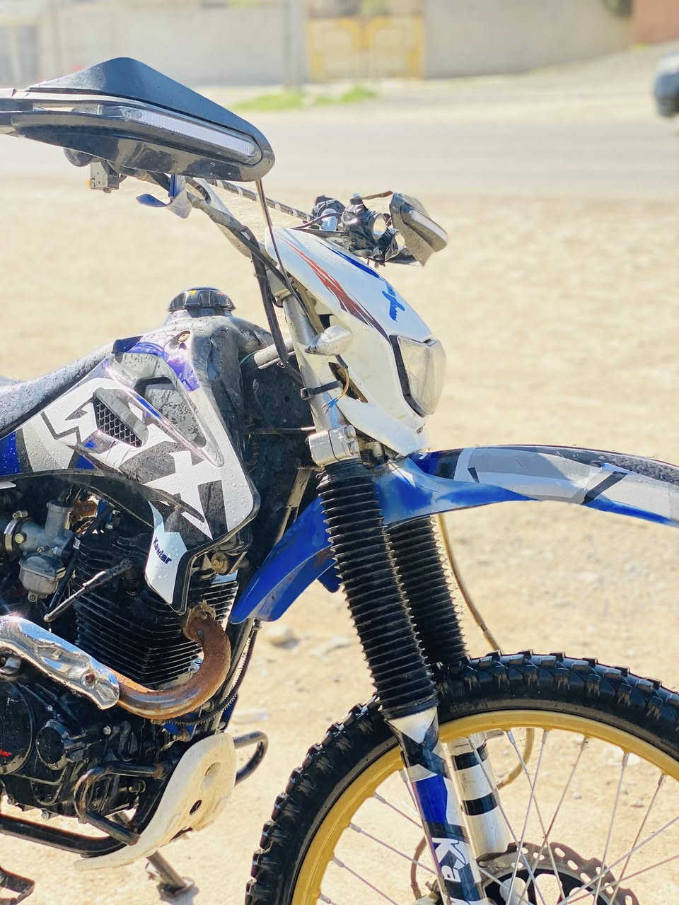 السلام عليكم مكلف بل نشر رجا لخد يدخلي خاص حساب ورقم صاحب الدراجه موجود اي استفسار يجاوبك قفاز كاويار موديل ٢٠٢٤ محرك شرط ما مفتوح نضيف حيل كلشي شغال للمراوس شعندك نزل صاحب المهجوم رياض الحود رقم صاحب المهجوم ‭٠٧٧٠ ٩٥٩ ١٠٨٠‬
