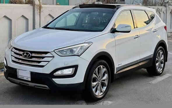 السلام عليكم  للبيع للبيع
السياره اخت الجديد
هيونداي سنتافي موديل (2013)خليجي وكاله استيراد خاص  كويتي فول الفول 
 بالسنتافي رقم بغداد مشروع نص جملغ امامي صبغ فقط مكان بارد كلش حلو الباقي مكفول حتى من الشخط 
مواصفات 
⚜️بانوراما
⚜️بصمه بصمبه ابواب 
⚜️نضام ترحيب
⚜️بدأت نيكل
⚜️مري قلاب وشفط
⚜️اشاير مري 
⚜️لد امامي خلفي 
⚜️ويل كب كروم 19
⚜️لايت زنون بلاد
⚜️محرك 3500 سلندر 6
⚜️4×4 فور ويل
⚜️7راكب 
⚜️3قطع تبريد ثلج
⚜️داخل قرميدي جلد 
⚜️بردات خلفيه
⚜️كراسي كهرباي 
⚜️تدفئه تبريد كشنات
⚜️خزن ميموري
⚜️هند بريك بصمه
⚜️فول تحكمات 
⚜️زراك لايت 
⚜️بلوجكتر زنون
⚜️شاشه اعطال
باقي المواصفات معروفه
محرك /كير /صدر /تخم تاير /كله على وضع الشركه جاهزه مابيه نقص تحويل مباشر
السعر (180)$$
للاستفسار***********
مكاني بغداد الغزالية
