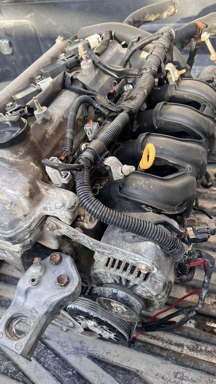 السلام عليكم ،
مكينة بيكاتشو مع كير مع عقل مع ظفيره مع دينمو مع شوته كامله التفرعات بدون أي نقص نهائياً 
ومكينه شغاله ميه ميه ع شرط الضمان جيب كهربائي وشغلها وهيه بكاع اذا بيها شي تاخذها بلاش ، 
كيره مرا مرتين يأخر ب تنميره اصحاب الخبره يعرفون 
مكينه جانت ع سياره عد شايب وسياره راحت تسقيط 
المكان البصرة 
للاستفسار رقم . 
 . ***********
