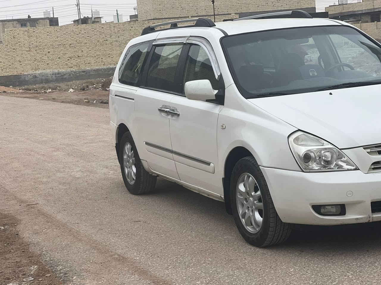 السلام عليكم ادوات ادوات كصة جنطه كيا كرنفال سياره جديده بعنه الكلمه مكينه كير حداديه كشنات متحركه كشنات تتفئه تبريد 4 قطع ثلج كهربائيات حساسات خلفيه كله شغاله تخم تاير مكينه كاز بيه حصه كل المحافضات السعر 60 وبيه مجال قليل حك الجيه العنوان بغداد

‭0787 569 5633‬
