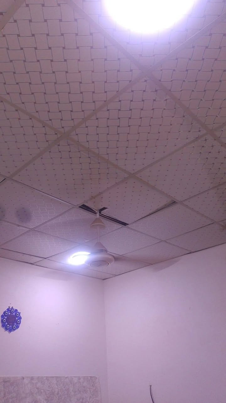 السلام عليكم
بيت طابو اسهم للبيع منطقة الثورة بناء بلوك السكف عكادة قرب حسينية محمد مقداد البيت مساحة 70م متكون من غرفه ومطبخ واستقبال وصحيات بي نواقص المطبخ والهول صبابه الغرفه سيراميك الشراي يتصل ع الرقم 0783510826
السعر 45 وبي مجال
واتس شراي


**إذا كنت صاحب هذا الإعلان وتريد حذفه لأي سبب، رجاءا أرسل رسالة إلى الدعم الفني**