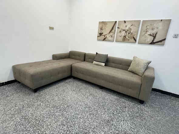 تخم كويتي ماركة تصال اكو وتساب ***********
