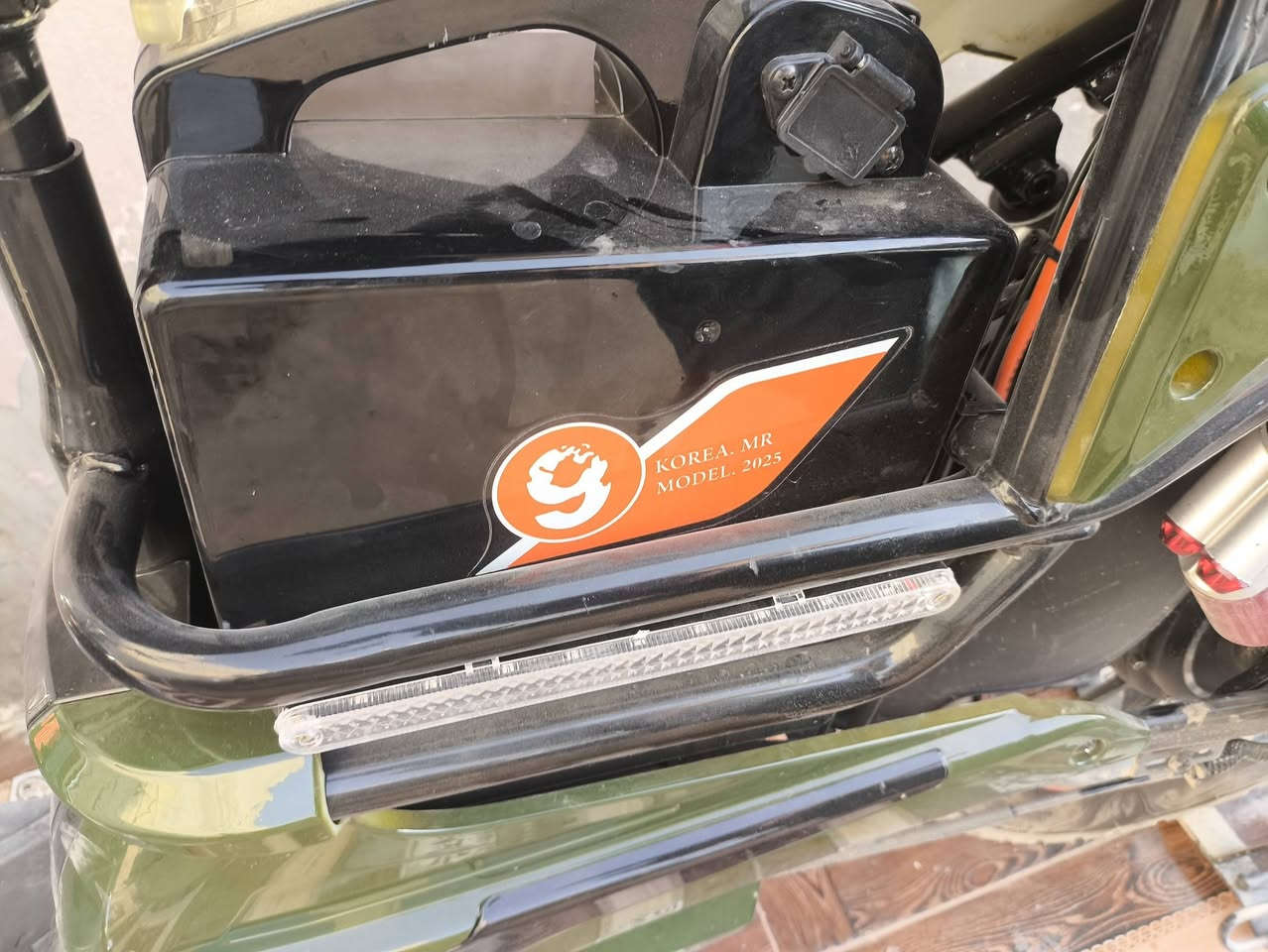 السلام عليكم 
دراجة شحن للبيع
النوع: R9
⚡ 1200 واط
🚀 السرعة 99
🔋 5 بطاريات ممتازة 
📏 حجم 20
📦 مستخدمة ونظيفة
💰 السعر: (350) قابل للتفاوض
📍 المكان: (جلولاء )


**إذا كنت صاحب هذا الإعلان وتريد حذفه لأي سبب، رجاءا أرسل رسالة إلى الدعم الفني**