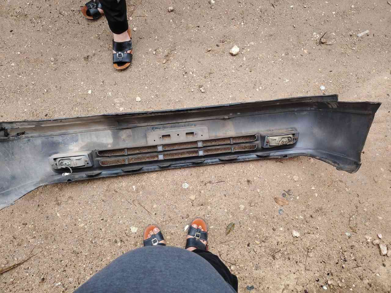 السلام عليكم للبيع اربعة ابواب كامله مع البطاين والجام وجاملغ ايمن وباب خلفي ودعاميه اماميه وخلفيه ارنب استيشن لون نيلي السعر 700 الف العنوان الانبار حديثه واتساب ***********
