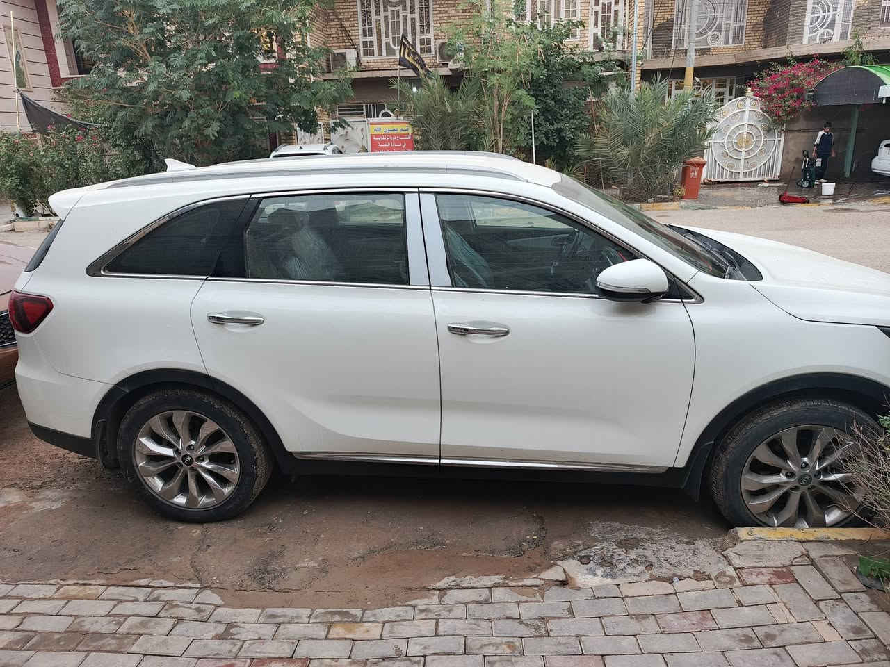 السلام عليكم سيارة للبيع سورنتو موديل 2020
فول مواصفات عدا البنراما V6 سبعه راكب

 مكفوله كفالة عامة

 ماشيه 49كم

 رقم واسط

 السعر 273 ورقة

مكان واسط كوت مركز المدينه 

 الاستفسار ***********
