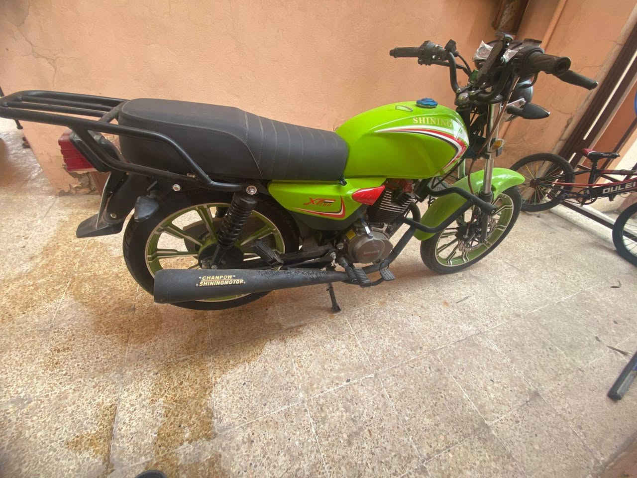 شاينك للبيع جديد مرقم كامل 
السعر مليونين اوربع 
***********
