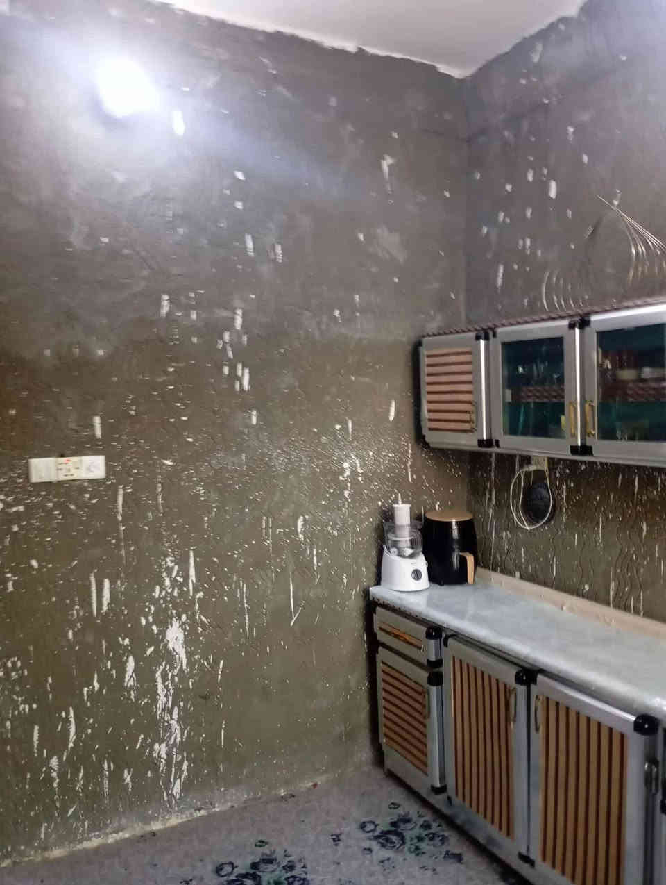 الدار للبيع طابو  زراعي سند 25  المساحه 100م طابق واحد غرفه نوم واحده زوير الغربي  شارع الضغط خلف مشروع الماء ركن خلفه شارع وعلى الجانب شارع الضغط وتوجد مساحه ترهم حديقه وأمامه شارع البيت حديث بيه نواقص  السعر 68مليون
قابل للتفاوض
***********
سجل 51
