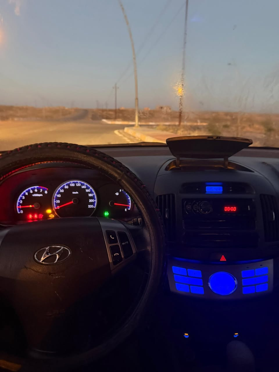 السلام عليكم افانتي گص للبيع گير محرك صدر شرط گشر مثل ماموضح بصور 
***********
مكاني الزويه
