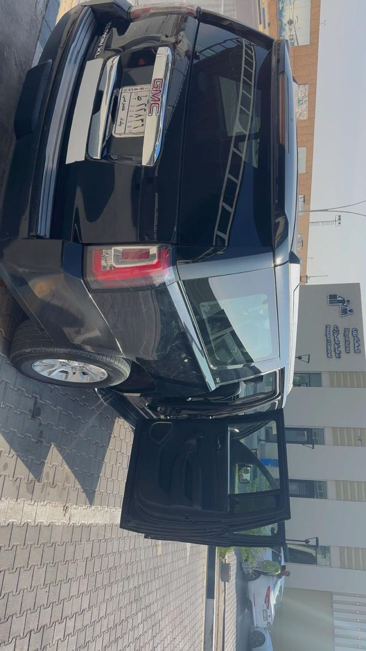 جي ام سي 2027 فول مواصفات عدا الفتحه ضربه جاملغ بسيطه فقط  السعر مناسب ***********
