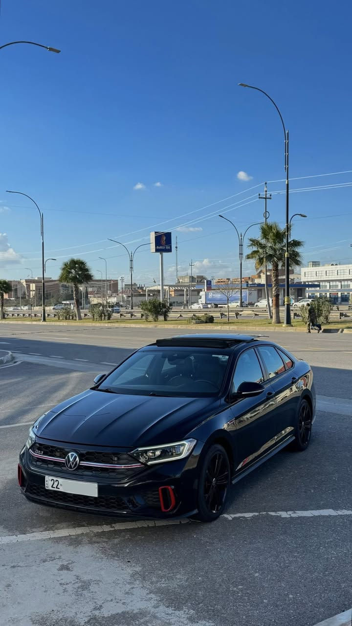 ⚔️ ماشاءالله ⚔️
VOLKSWAGEN JETTA GLI AUTOBAHN 2022 

للبيع جيتا GLI اوتو بان فول مواصفات اعلى مواصفات بالجيتا ( كلين تايتل ) بدون صبغ بيها تعديل باب السايق شي بسيط بدون ايرباك بدون ملاحظات ..

مواصفات : 
*بصمة
*بانوراما 
*تشغيل عن بعد 
*كشنات جلد مطرزة 
*كشنات الامامية تدفى وتبريد 
*كشنات خزن ثلاث وضعيات 
*سستم صوت Beats العالمي
*هندبريك دكمة 
*عدادت ديجيتال متغيرة 
*انارة داخلية محيطية 24 لون 
*رادار امامي 
*رادار بالمري 
*شحن لاسلكي 
*كروز سرعة 

وباقي مواصفات اوتو بان الفول المعروفة 

السيارة ستوك ما عليها اي اضافات على وضع الشركة 

السيارة مرقمة اربيل كاملة شرط التحويل 

مكان السيارة دهوك معارض الجديدة 

السعر : 215 $ 

للاستفسار الاتصال على الرقم 
***********
