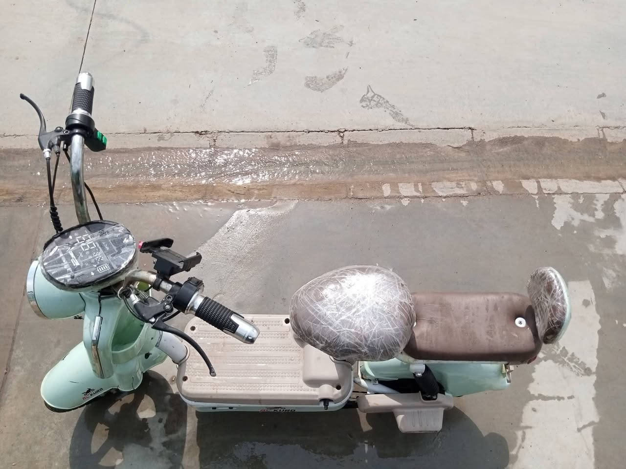 السلام عليكم ماطور شحن حجم 14 كلشي شغال بس عقل عاطل والشاشه هم عاطله سعر على الخاص


**إذا كنت صاحب هذا الإعلان وتريد حذفه لأي سبب، رجاءا أرسل رسالة إلى الدعم الفني**