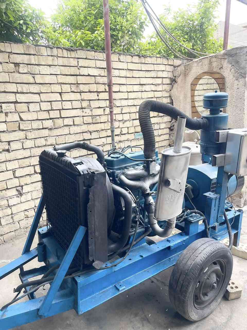 للبيع مولد نيسان ٤ بستم ٣٠ كيفي ثري فيز ١٢٠ امبير السعر مليون ونص العنوان بغداد ***********
