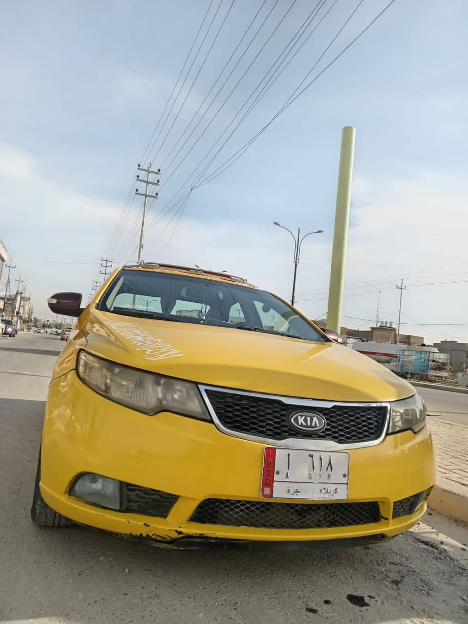 سلام عليكم
فورتي 10 للبيع EX
سياره حادثه خشم البنيد والسونار موجود بالمنشور 
سياره مانقصه شي حداديه اماميه وخلفيه جديد 
كير قبل شهر شادده مكينه مكفوله السيارة مصروف عليه 
منضومه زنون سيبايا حيدر سحارة 
السياره ليبل واحد مابيه اي قطعه تبديل 
مكاني كربلاء 
كنطره السلام 
***********
