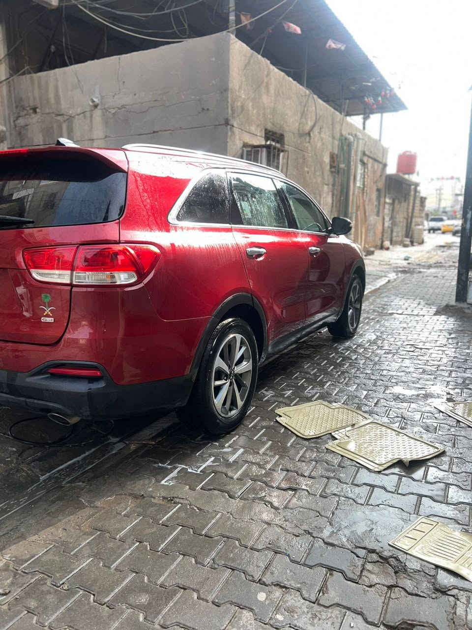 سورنتو 2019 السيارة 4 سلندر متومة اربيل طبق الاصل جاهزة مكينة وكير وحدادة وتخم تاير كفالة ضربة وصبغ وتبديل ما عدى كصة وحدة للبيع فقط السعر 80$ مكاني البصرة الجمهورية ه‍ـ ***********
